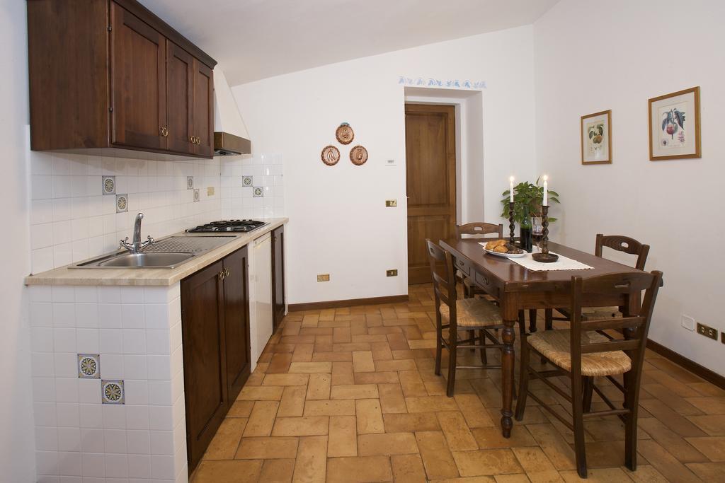 Brigolante Guest Apartments Assisi Phòng bức ảnh