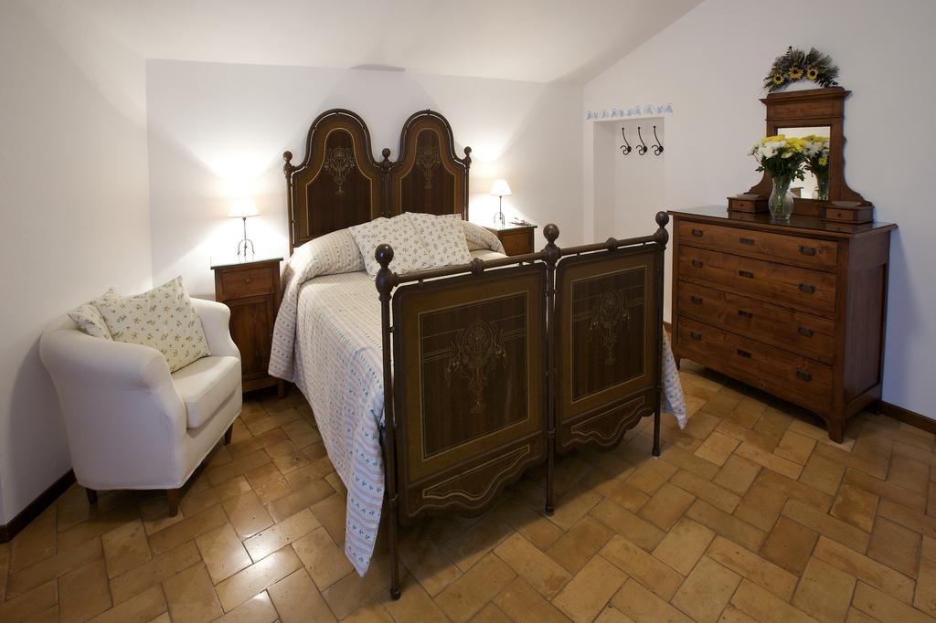 Brigolante Guest Apartments Assisi Phòng bức ảnh