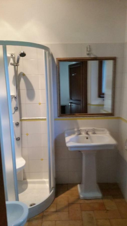 Brigolante Guest Apartments Assisi Phòng bức ảnh